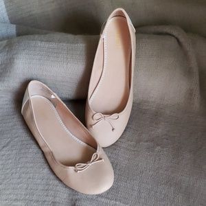 Old Navy flats, sz 9M